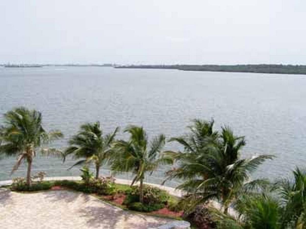 Boca Ciega Resort By Travel Resort Services San Petersburgo Exterior foto