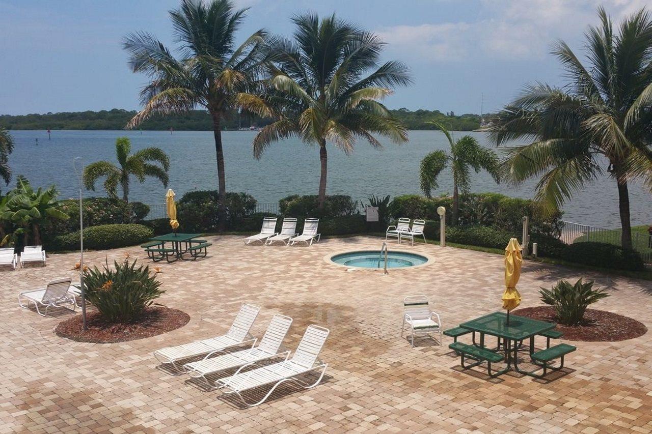 Boca Ciega Resort By Travel Resort Services San Petersburgo Exterior foto